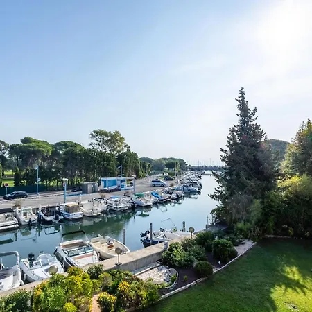 Cosy 7 Minutes Walk From The Sea! Mandelieu-la-Napoule